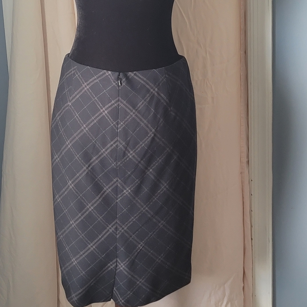 Plaid Navy Pencil Skirt - Picture 2 of 4